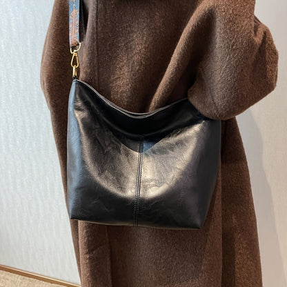 Sac fourre-tout chic avec lanière embellie - Giselle
