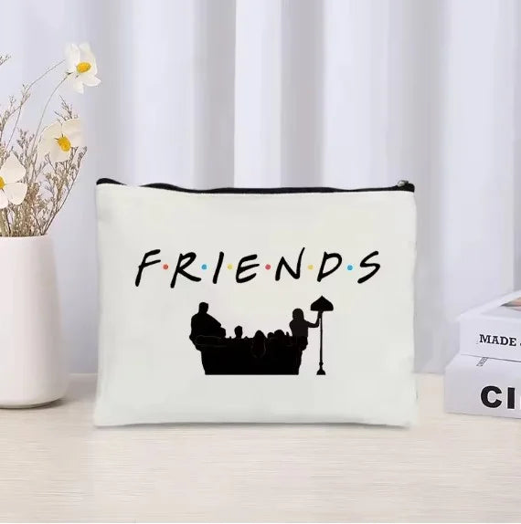 Chandler - Trousse de maquillage pour l'émission Friends